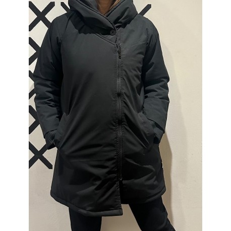 Abrigo Black